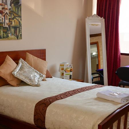 Hotel Villa Lafayette キト エクステリア 写真